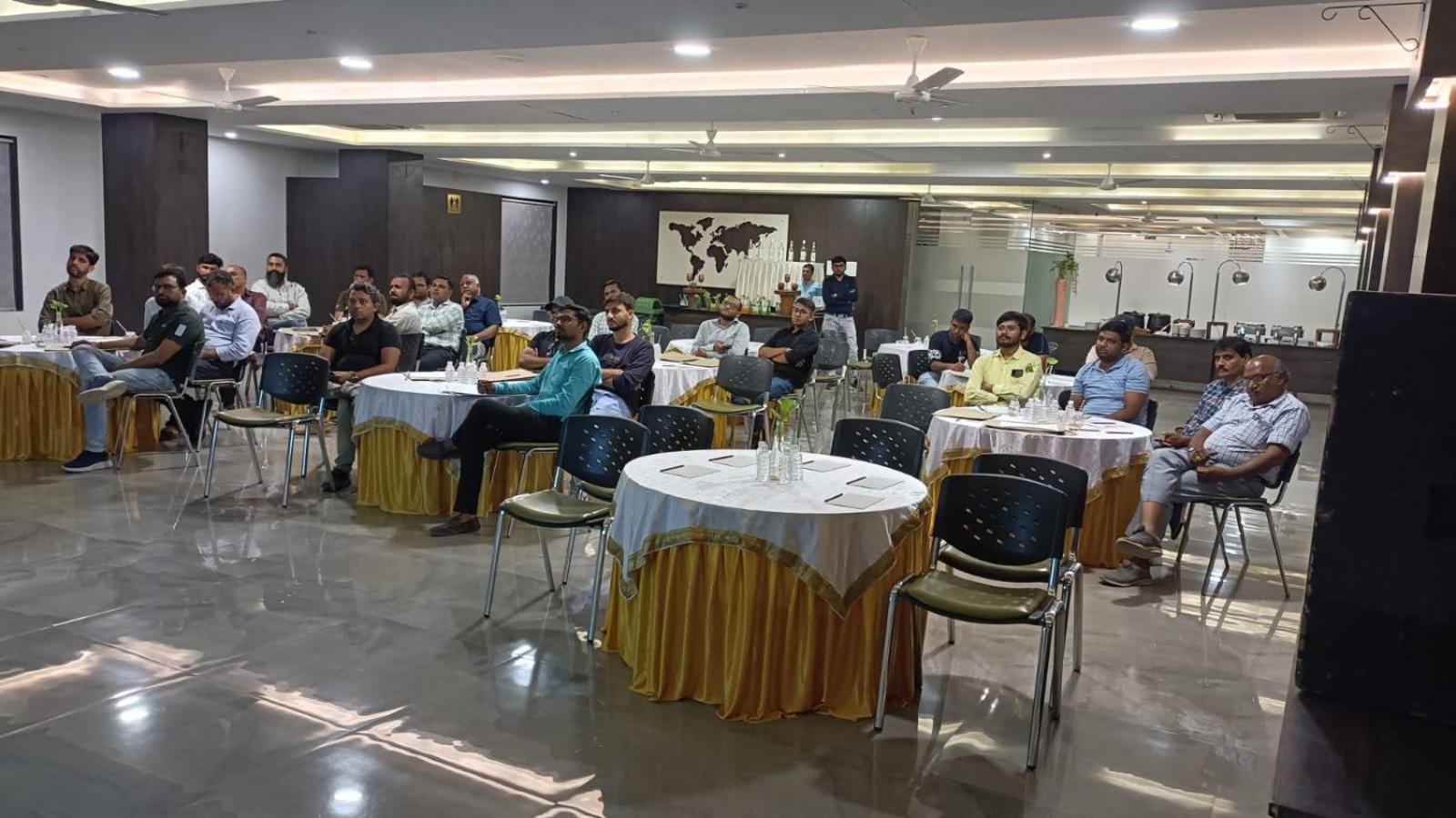Hotel Shivalik - Mehsana Mahesana Ngoại thất bức ảnh