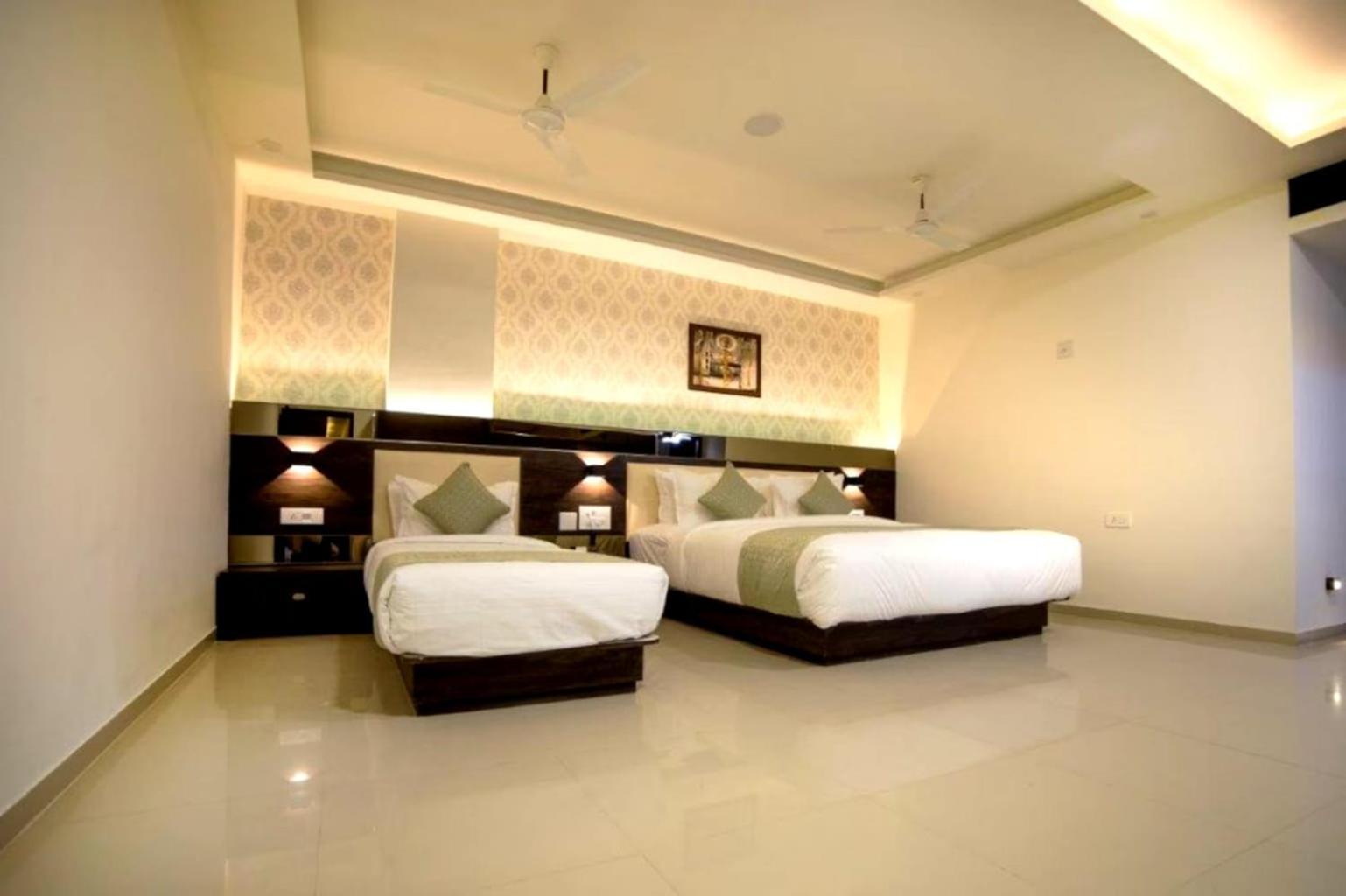 Hotel Shivalik - Mehsana Mahesana Ngoại thất bức ảnh