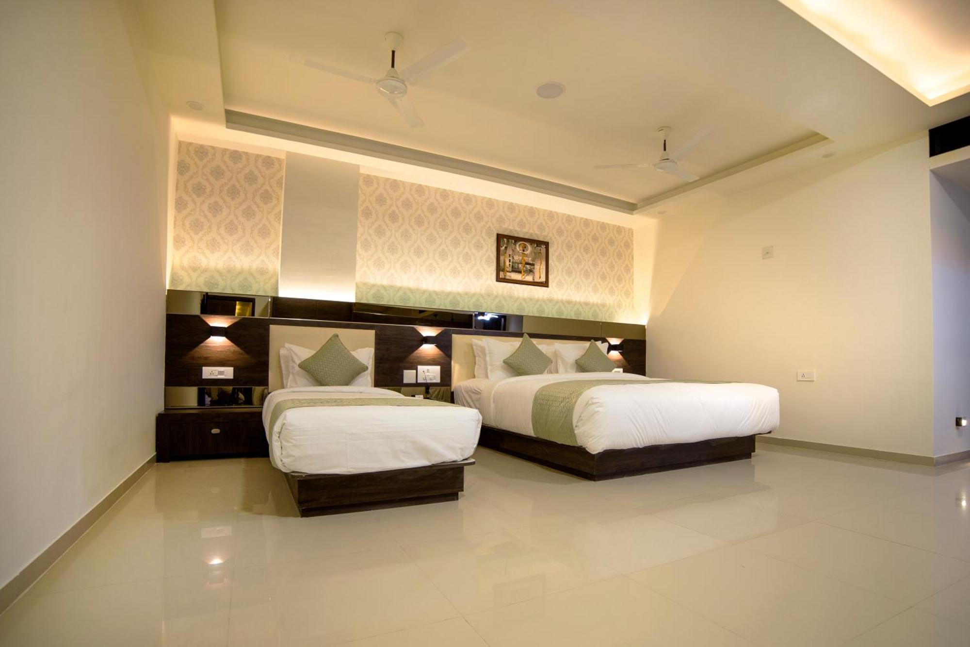 Hotel Shivalik - Mehsana Mahesana Ngoại thất bức ảnh